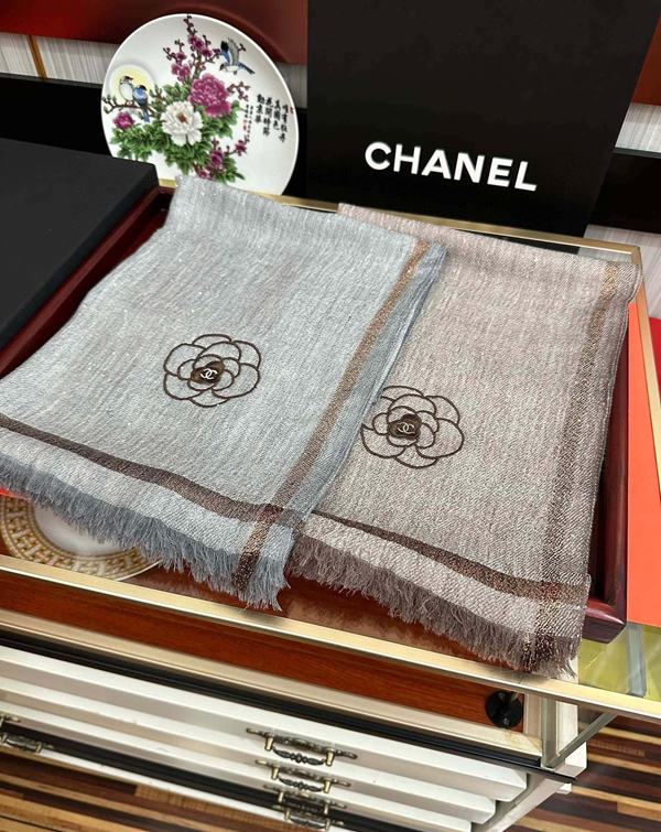 ブランドマフラー背面デザイン